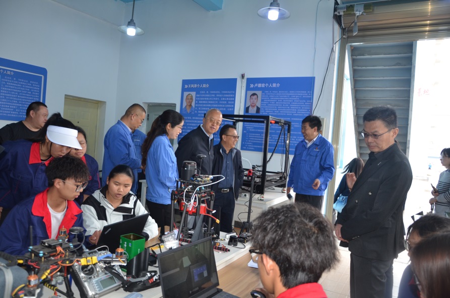 3a0b746a6ded42aaa99ec81ca03b0a01.jpg 3a0b746a6ded42aaa99ec81ca03b0a01.jpg