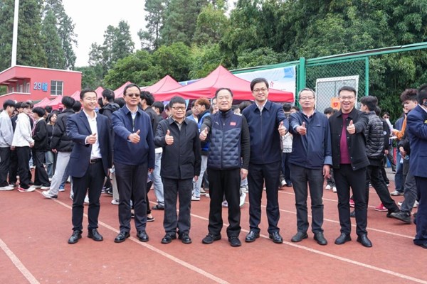 OD注册大厅举办云南省2026届高校毕业生装备制造类专场招聘会